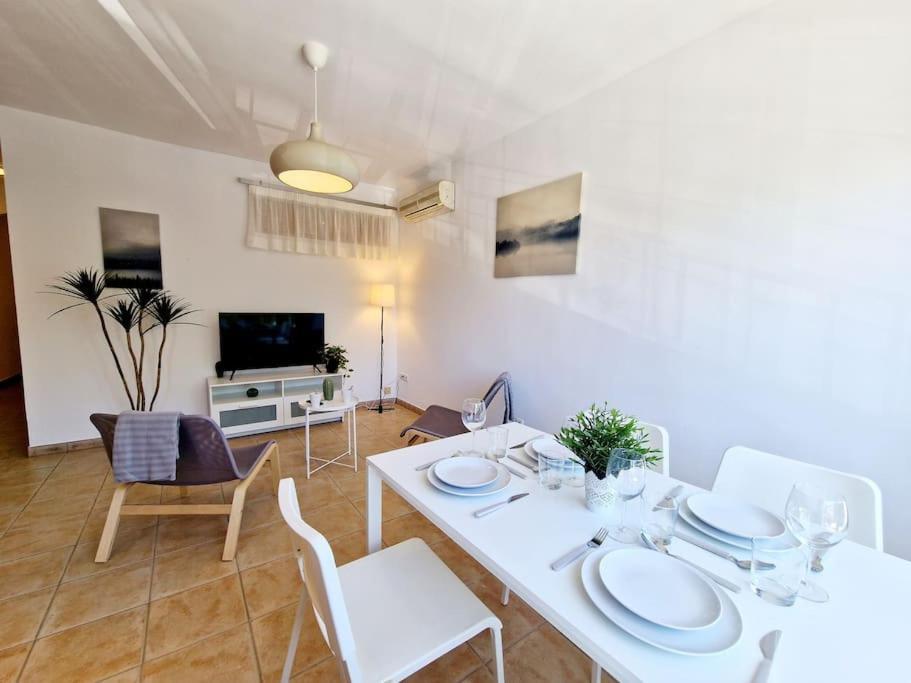 Butibamba Beach Apartment La Cala De Mijas Exterior photo